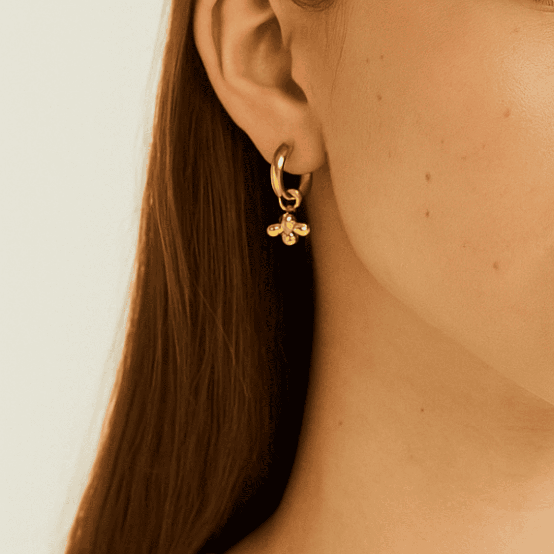 Arete dijes de Abeja