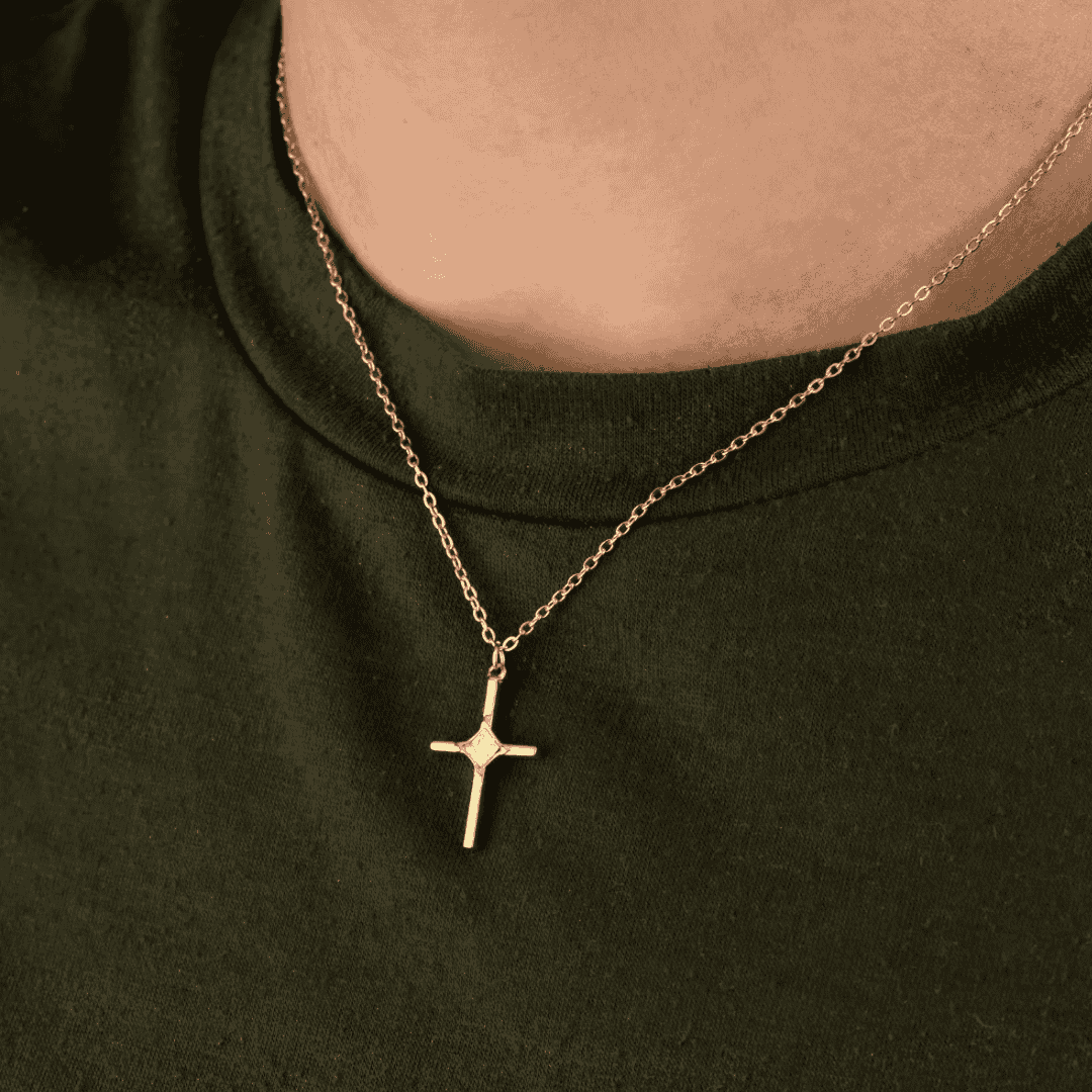 Collar religioso de Cruz