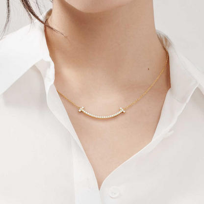 Collar Smile