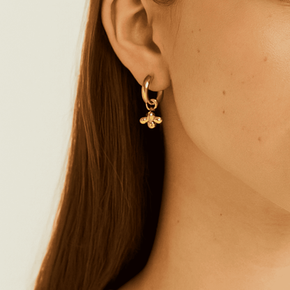 Arete dijes de Abeja