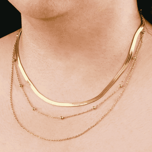 Collar triple de acero