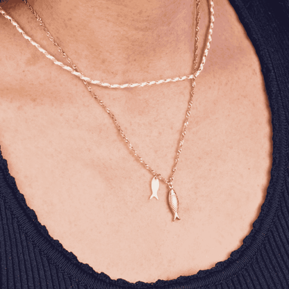 Collar doble de pececitos