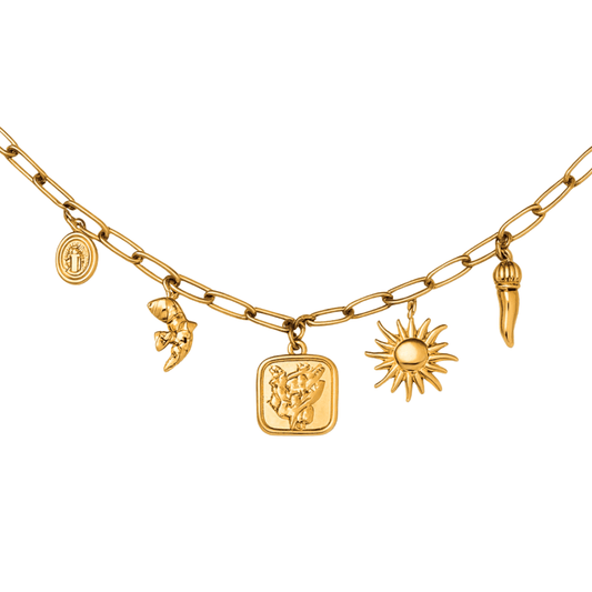 Collar con charms