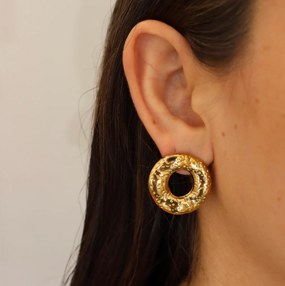 Aretes Luna Dorada 🌟