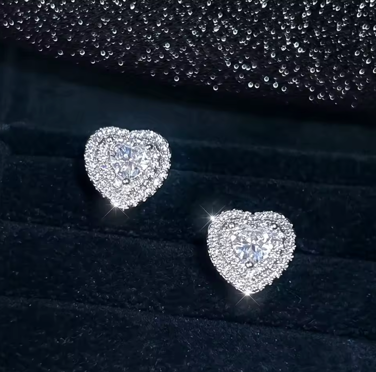 Aretes Corazones de cristal ✨